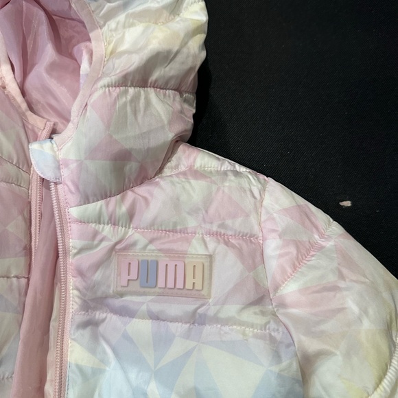 Puma size 6 girls rain jacket - Picture 3 of 3